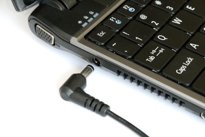 Bežný napájací konektor